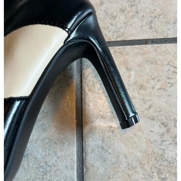Black and Cream Faux Leather Knee High Calf Print Boots, Never Worn, sz 43